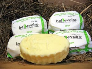 reine Butter aus Kuhrohmilch ungesalzen