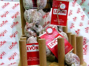 ital. Salami Mignon an der Kette